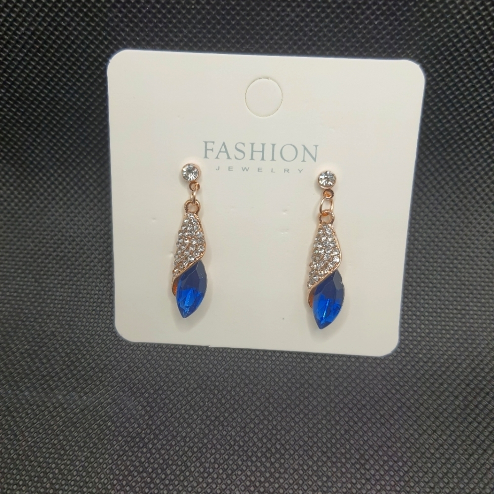 RAINDROP style sapphire-like stone earrings